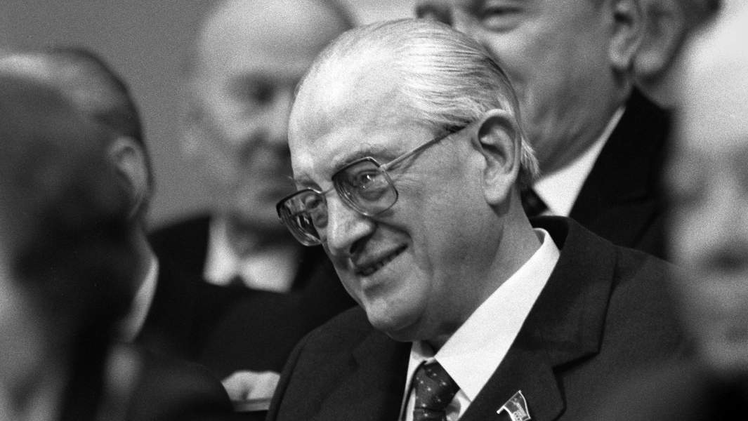 Юрий Андропов