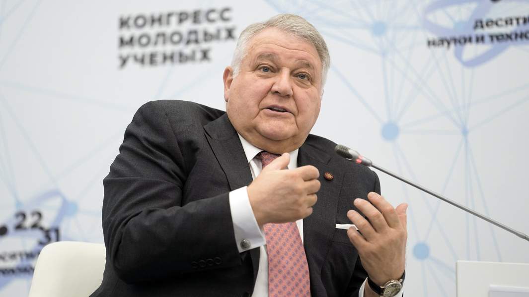 Президент НИЦ «Курчатовский институт» Михаил Ковальчук на сессии «Генетика - глобальный вызов» в рамках II Конгресса молодых ученых