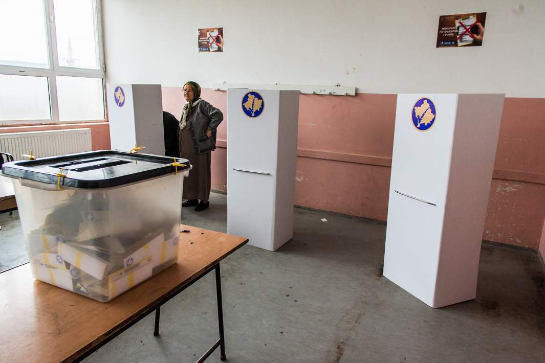 Первые выборы в Косово, в которых смогли принять участие местные сербы, состоялись в ноябре 2013 года 