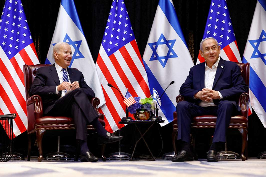 Президент США Джо Байден во время встречи с премьер-министром Израиля Биньямином Нетаньяху в Тель-Авиве. 18 октября 2023 года