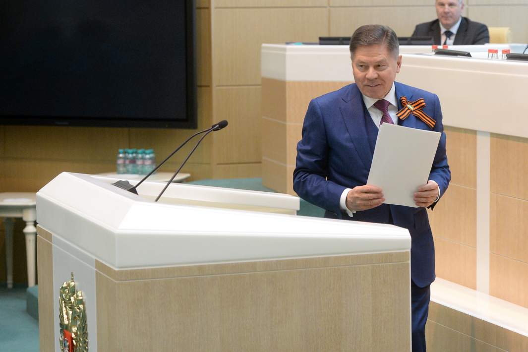 Председатель Верховного суда РФ Вячеслав Лебедев на заседании Совета Федерации РФ