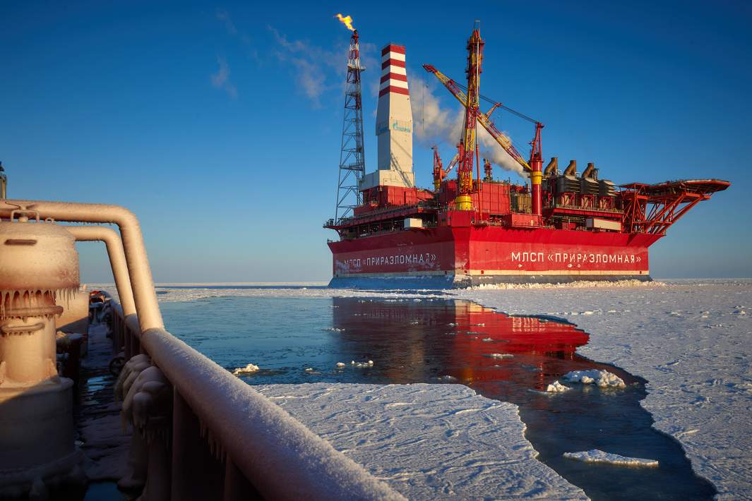 Морская платформа «Приразломная», ведущая добычу нефти на арктическом шельфе