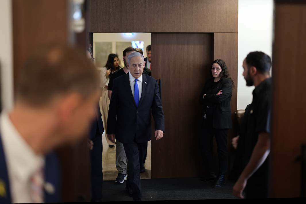 Премьер-министр Израиля Биньямин Нетаньяху перед встречей с министром иностранных дел Германии Анналеной Бербок