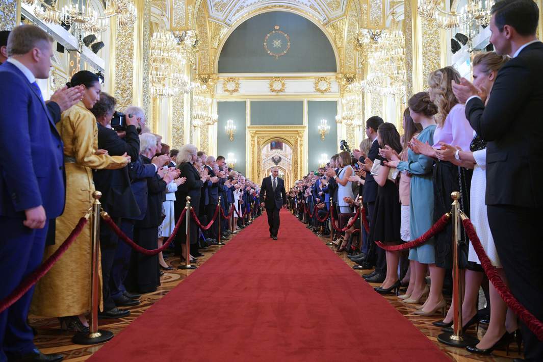 Избранный президент РФ Владимир Путин во время церемонии инаугурации в Кремле. 7 мая 2018 года