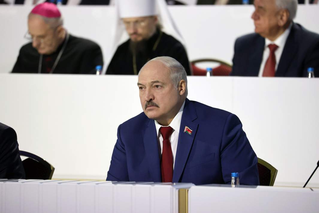 Президент Белоруссии Александр Лукашенко выступает на VI Всебелорусском народном собрании во Дворце Республики в Минске. 12 февраля 2021 года