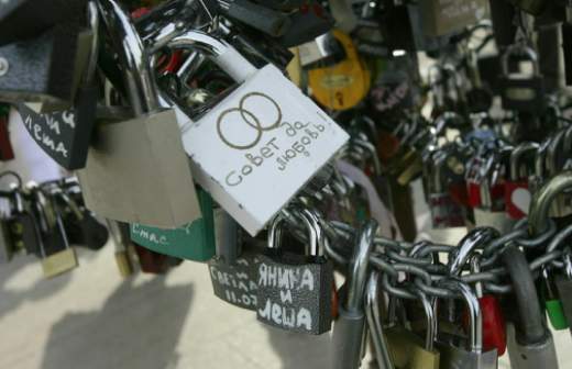 В 2015 году количество разводов в России сократилось на 13%