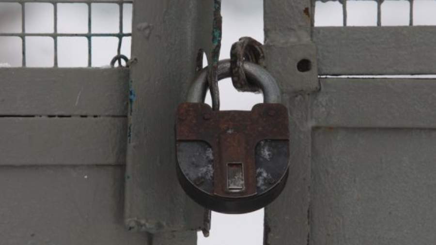 Педофилов предлагают сажать под надзор пожизненно