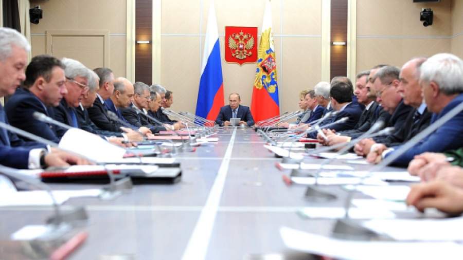 Путин поручил повысить безопасность ядерных и химических объектов