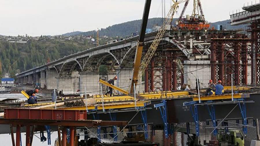 Мост через Лену подарят Якутску к столетию в 2022 году