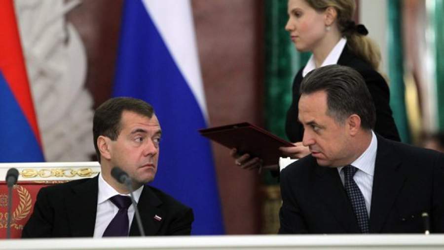 Мутко и Толстых отчитаются по контракту Капелло премьер-министру
