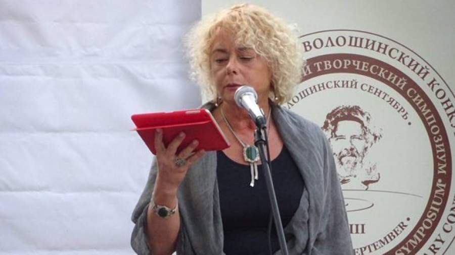 Ирина Евса: «Поэт начинается с интонации»