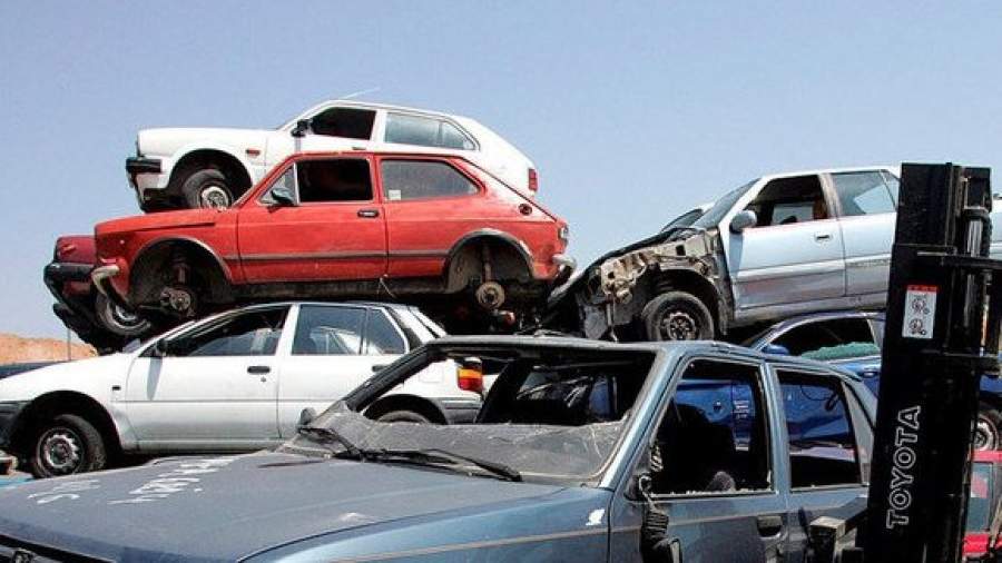 Депутаты повысят пошлины на старые иномарки в разы