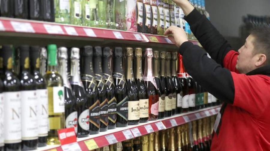Минпромторг приблизит алкоголь к школам и больницам