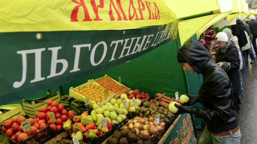 Бизнес просит ввести сезонный торговый сбор