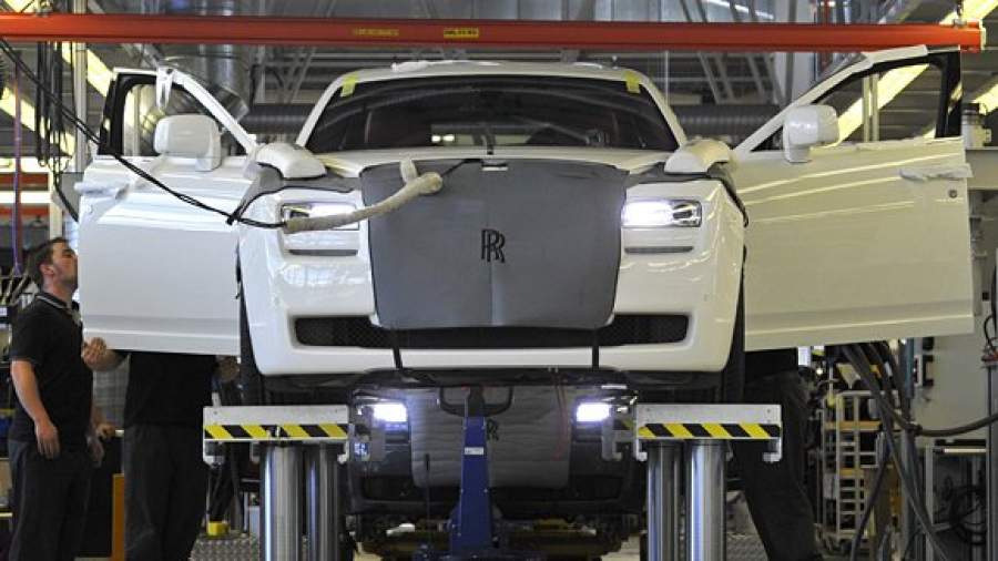 В мире продано рекордное количество Rolls-Royce за 100 лет