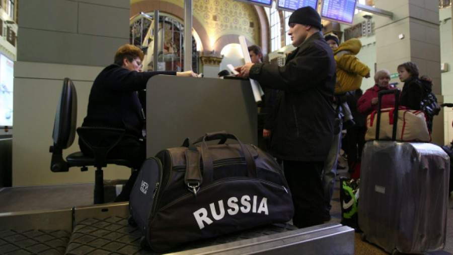 Граждане стран СНГ стали чаще ездить в Россию по рабочим визам