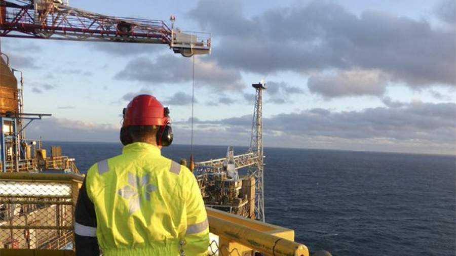 «Роснефть» в июне начнет бурение в Охотском море совместно со Statoil