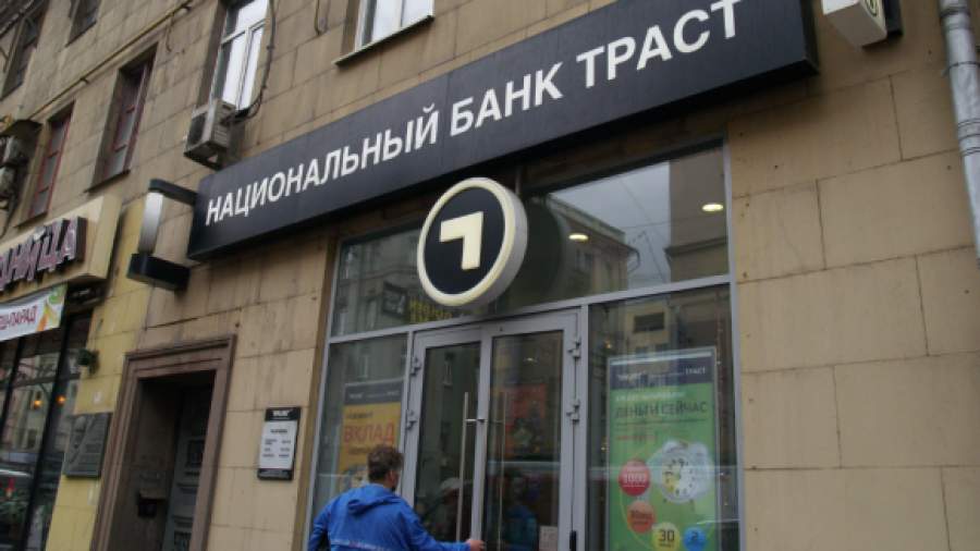 Банки удвоили судебное давление на клиентов