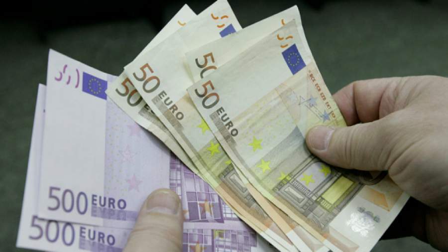 Долги бизнеса по валютным кредитам выросли на 200%