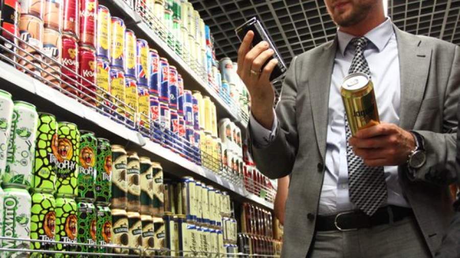 ФАС хочет разрешить продажу алкоэнергетиков по всей стране
