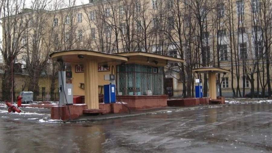 АЗС для машин чиновников станет еще ближе к Кремлю