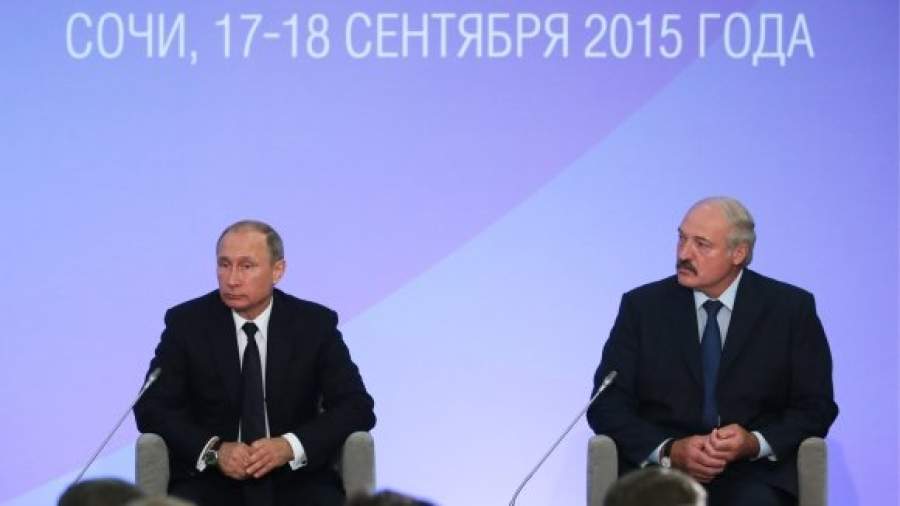 Лукашенко пообещал быть с Россией долго