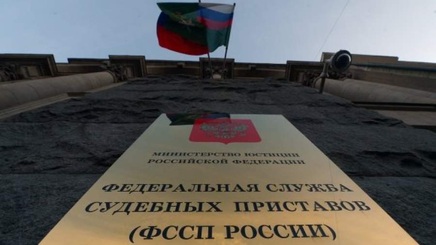 Неплательщикам алиментов хотят запретить передвигаться по стране