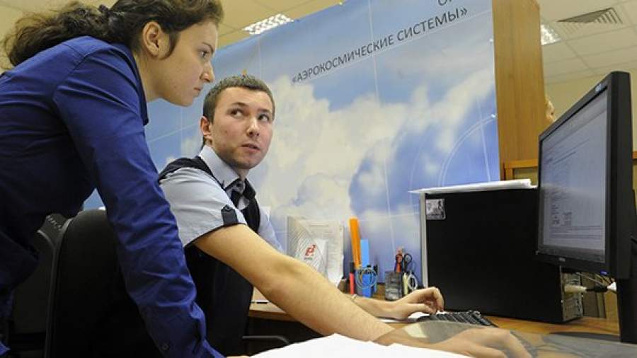 Чиновников начнут штрафовать за покупку иностранного софта