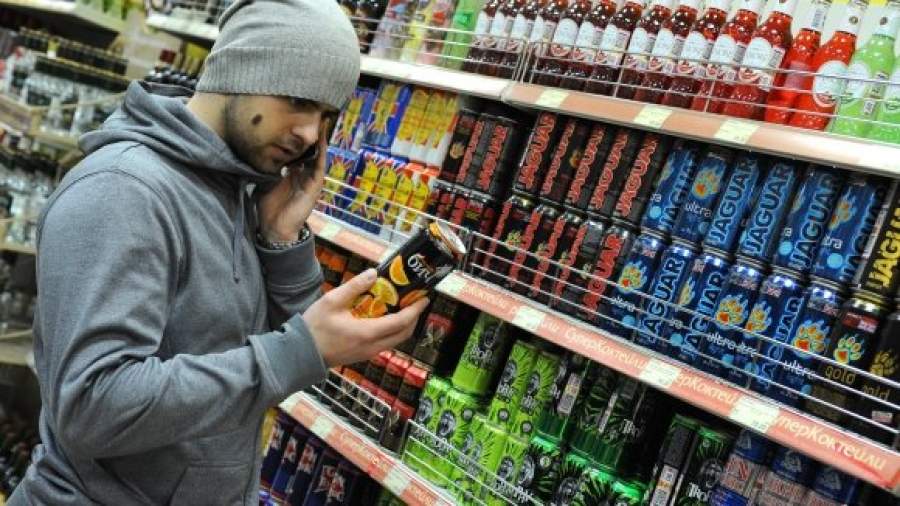 Алкоэнергетики запретят в Москве и области с 1 апреля