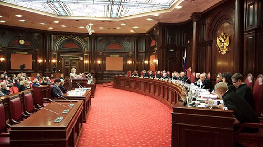 Судья КС не согласился с решением по делу ЮКОСа