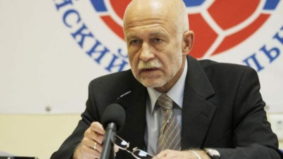 «Нести такую околесицу — это за гранью»
