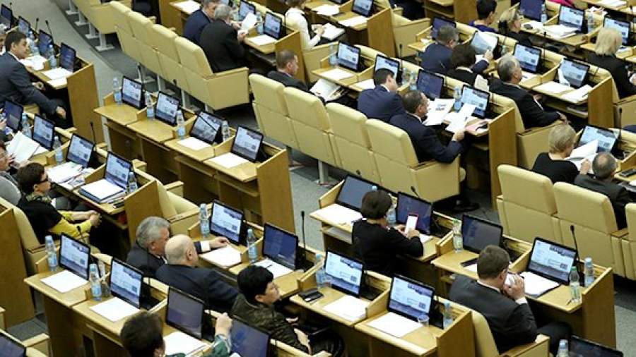 Депутаты чаще предлагают, реже принимают