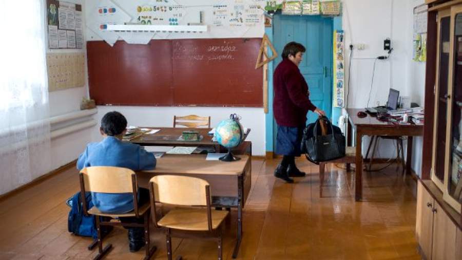 Судьбу деревенских школ будут решать жители