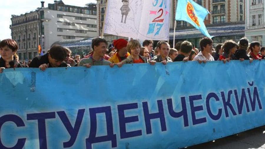 В России хотят учредить единый день студенческого голосования