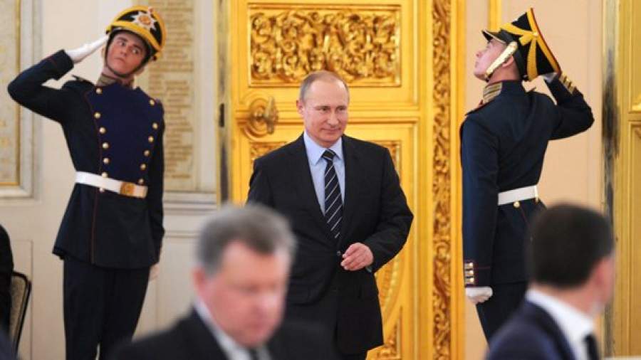 Путин: патриотизм должен быть органичной частью жизни общества