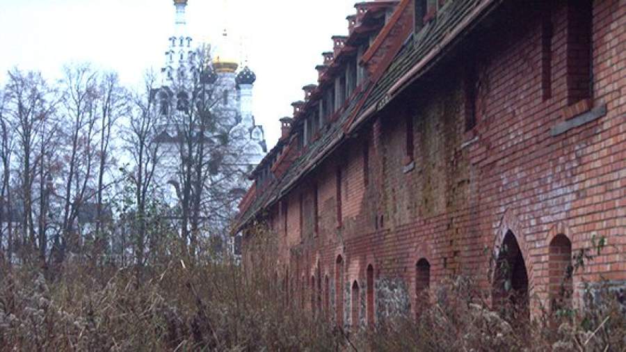 Замок Прейсиш-Эйлау в Калининградской области выставят на торги