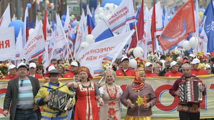 К Первомаю профсоюзы потребуют индексации зарплат