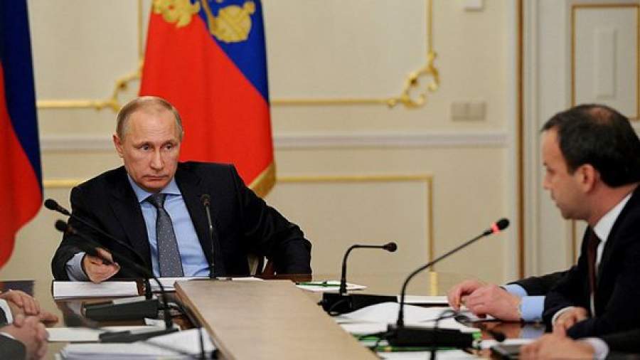 Путин вновь раскритиковал Дворковича за железнодорожные перевозки
