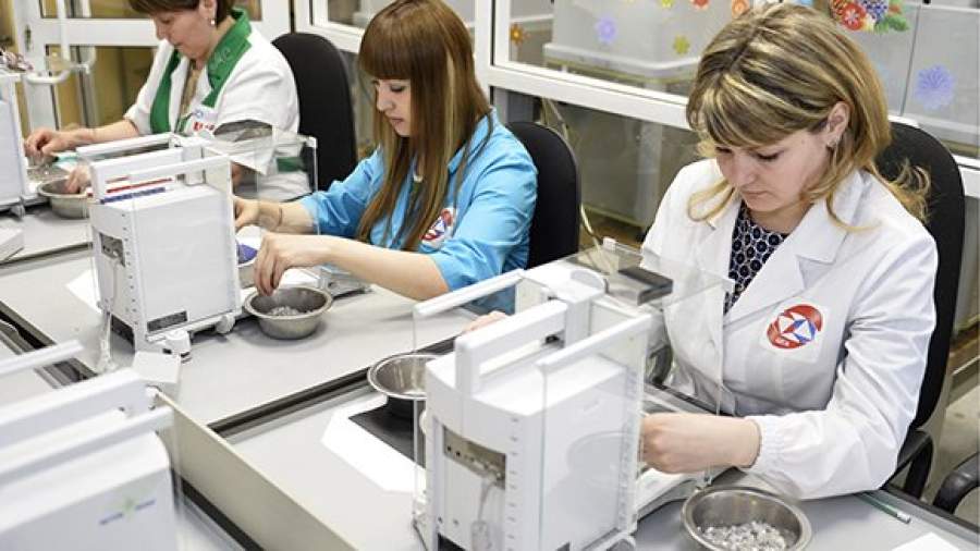 «Алроса» может заняться выпуском искусственных бриллиантов