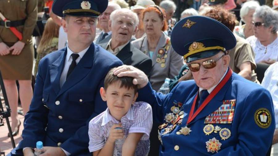 Патриотизм предпишут законом
