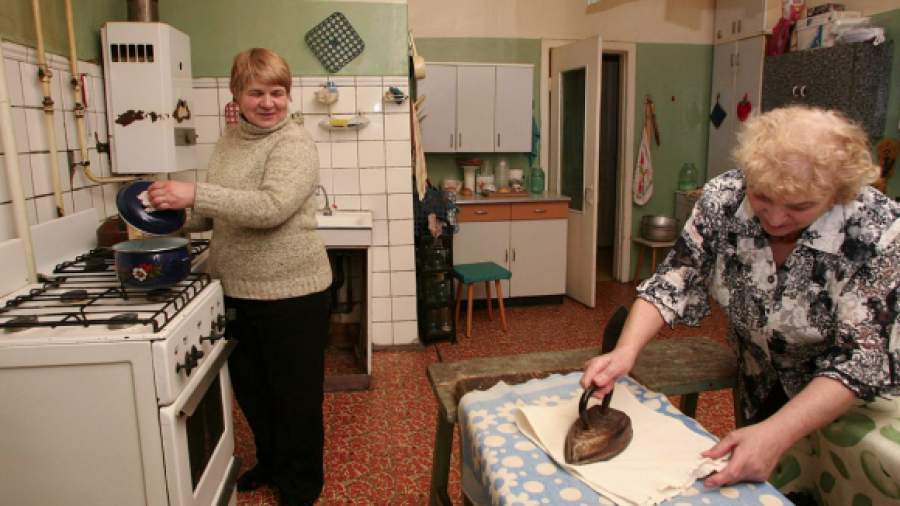Срок продажи комнат в коммуналках хотят увеличить до года