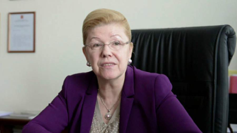 Мизулина: «День отца будут отмечать в последнее воскресенье октября»