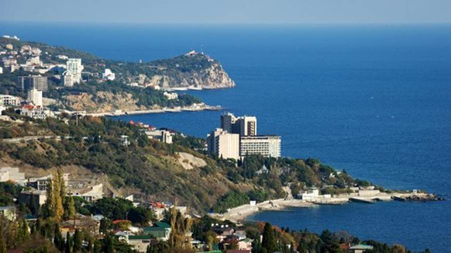 Российским гвардейцам передали два санатория в Крыму