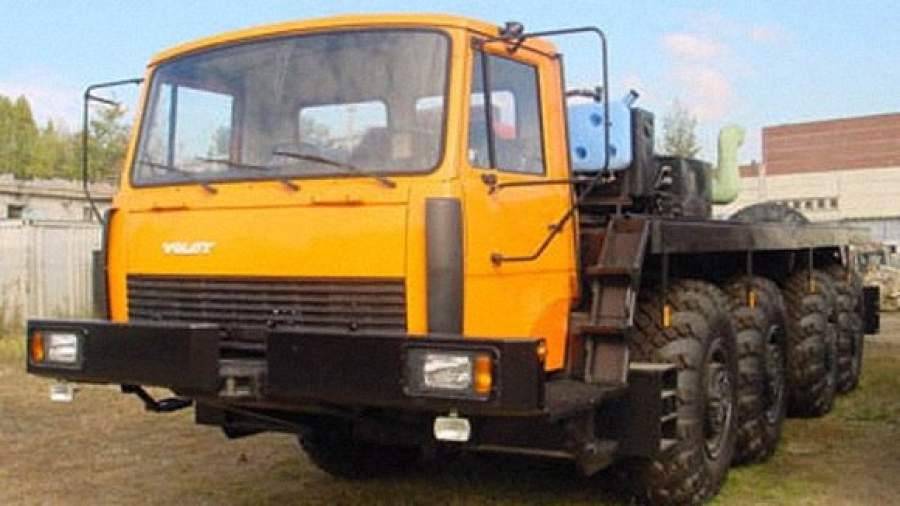 Белоруссия не хочет отдавать Минский завод колесных тягачей КАМАЗу