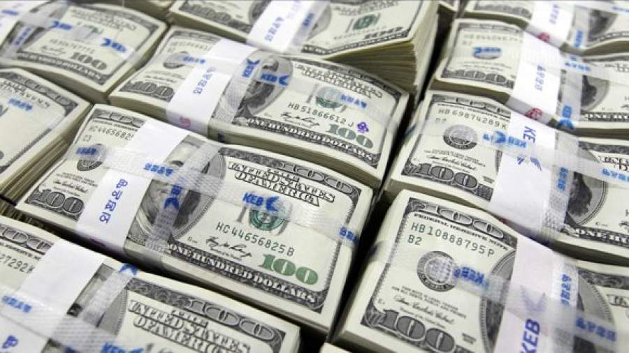Центробанк возобновляет валютные интервенции