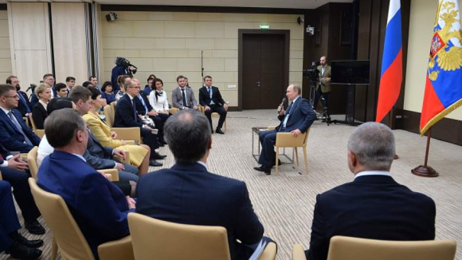 Президент пообещал защитить ОНФ от чиновничьего давления в регионах