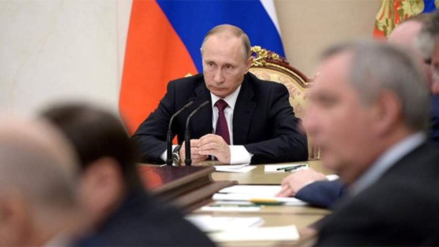Путин призвал Госдуму и правительство работать во благо россиян