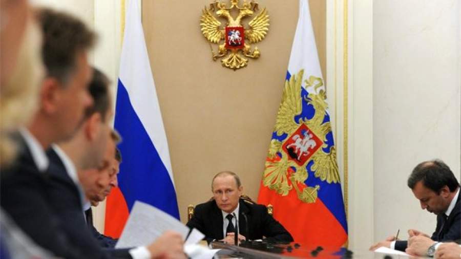 Путин потребовал оперативно реагировать на стихийные бедствия