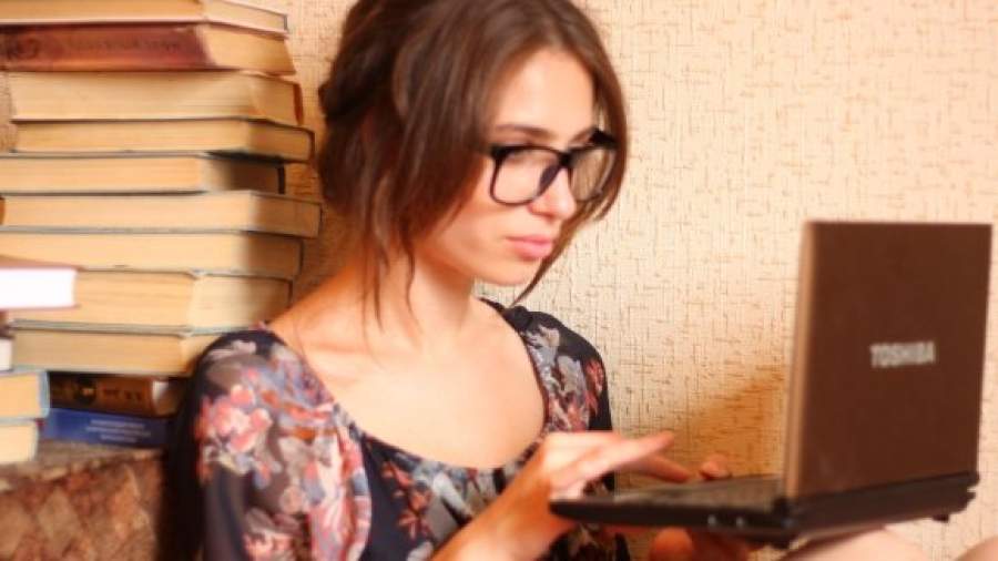 Правообладатели через суд принуждают «ВКонтакте» модерировать контент