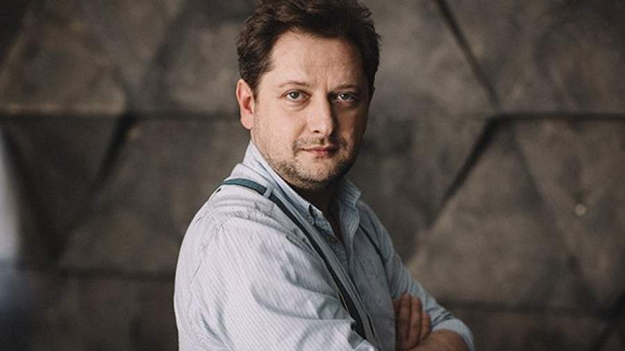 Евгений Писарев: «Я пригласил в труппу звезд молодежных сериалов»